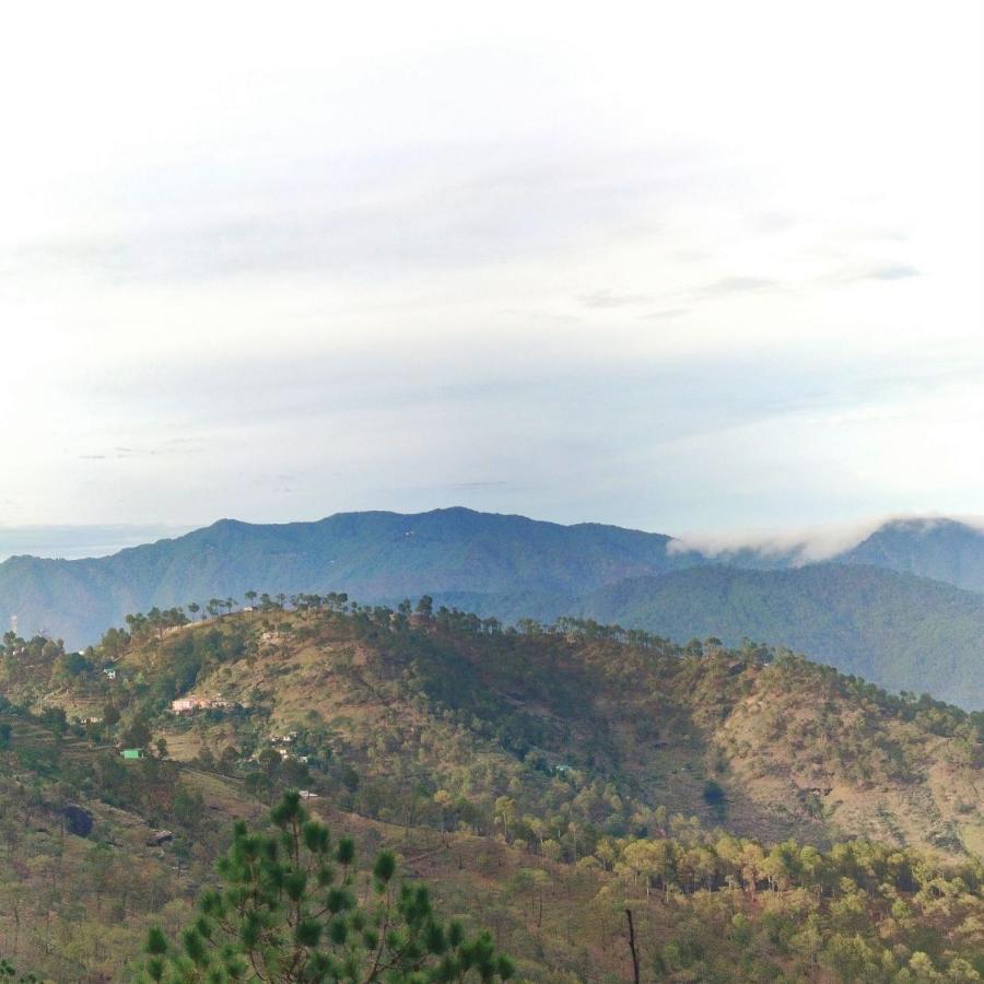 The Real Place Almora Luaran gambar